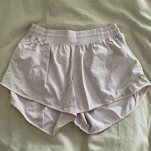 Lululemon Hotty Hot High-Rise Lined Short